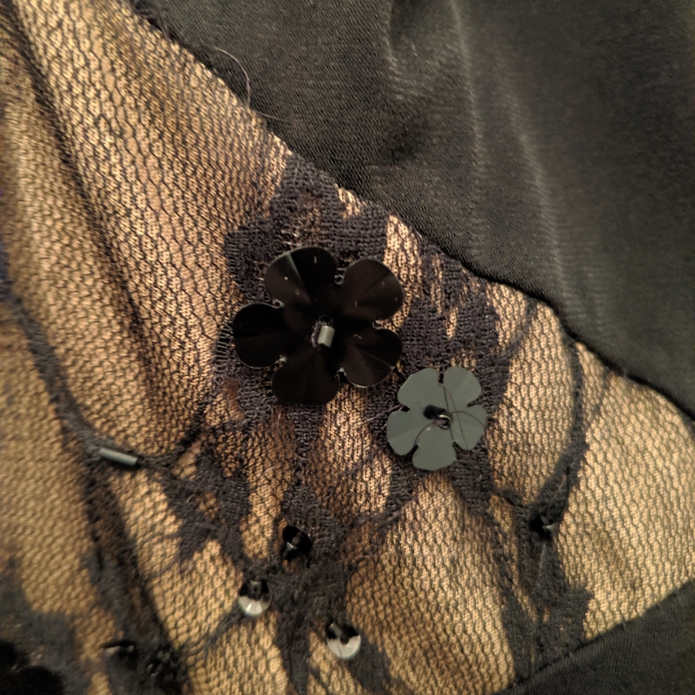 Black and brown formal gown - Picture 3 of 4